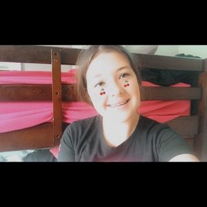 Meet your Posher, Katelyn